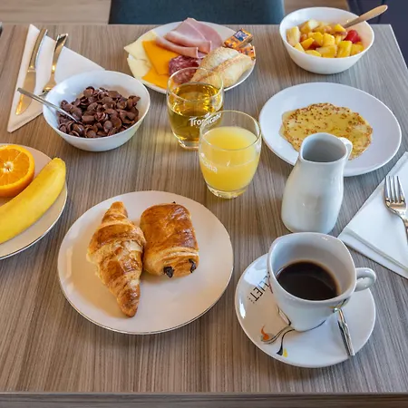 Kyriad Sud - Albasud 3*