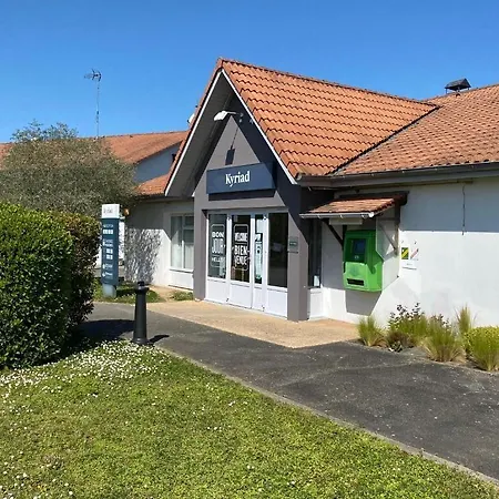 Kyriad Sud - Albasud Отель