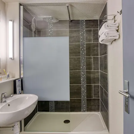 Kyriad Sud - Albasud 3*