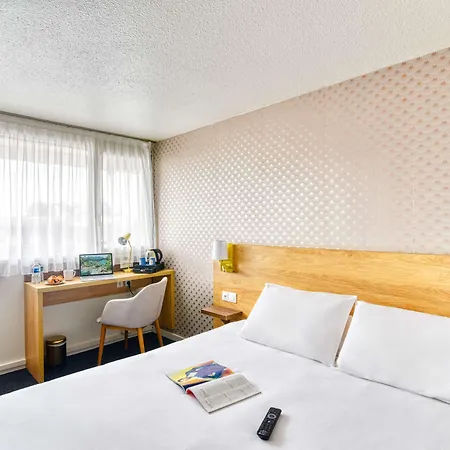 Kyriad Sud - Albasud 3* Монтобан