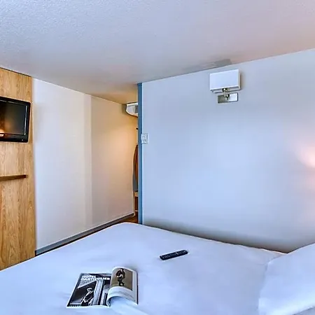 Kyriad Sud - Albasud 3* Montauban